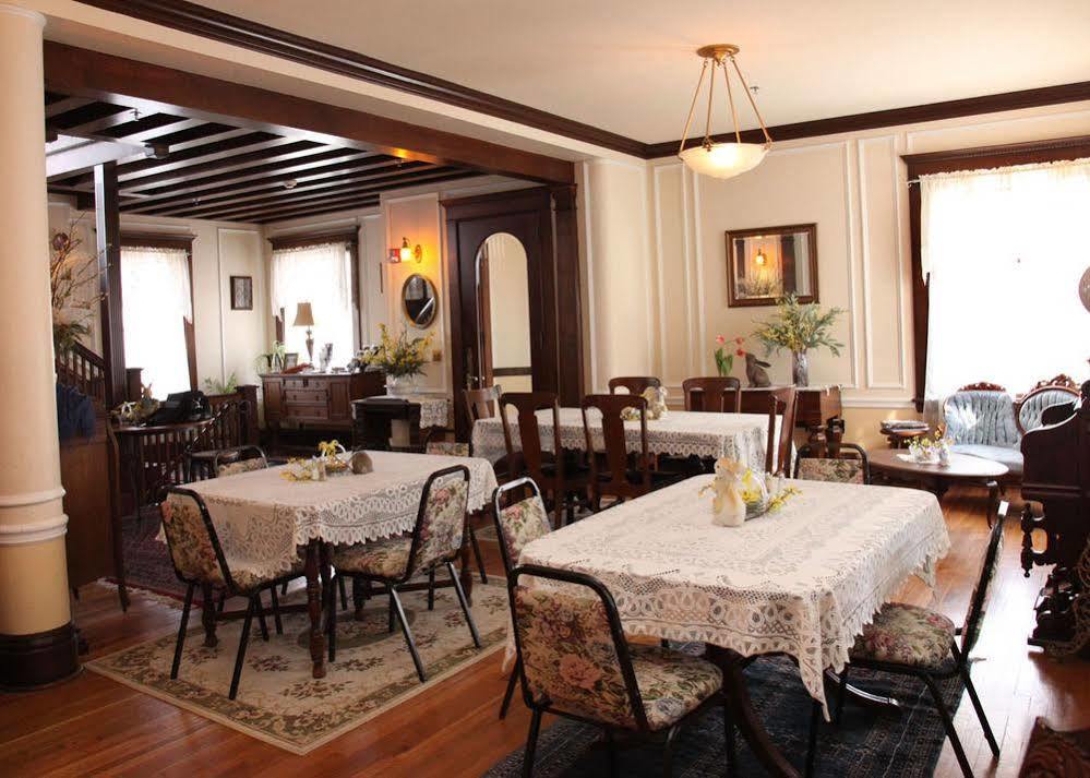 Hotel The Decker House Mason City Esterno foto